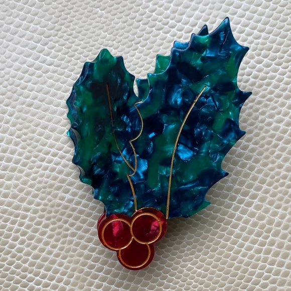 Holiday Holly Berry Hair Clip - Picture 4 of 7